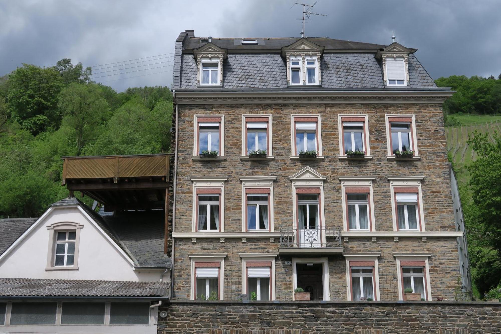 Ferienwohnung Heuser II ทราเบิน-ทราร์บาค ภายนอก รูปภาพ
